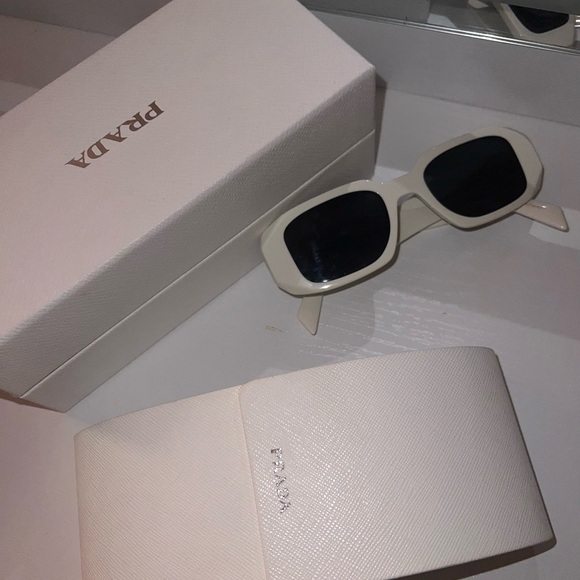 Authentic white Prada sunglassses - Picture 1 of 5